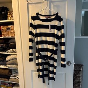 Vineyard Vines Navy blue and White Striped Mini Dress